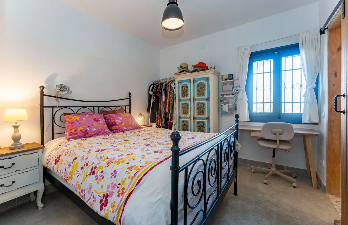 7166276b-8c8b-4296-9397-2166568e2e92