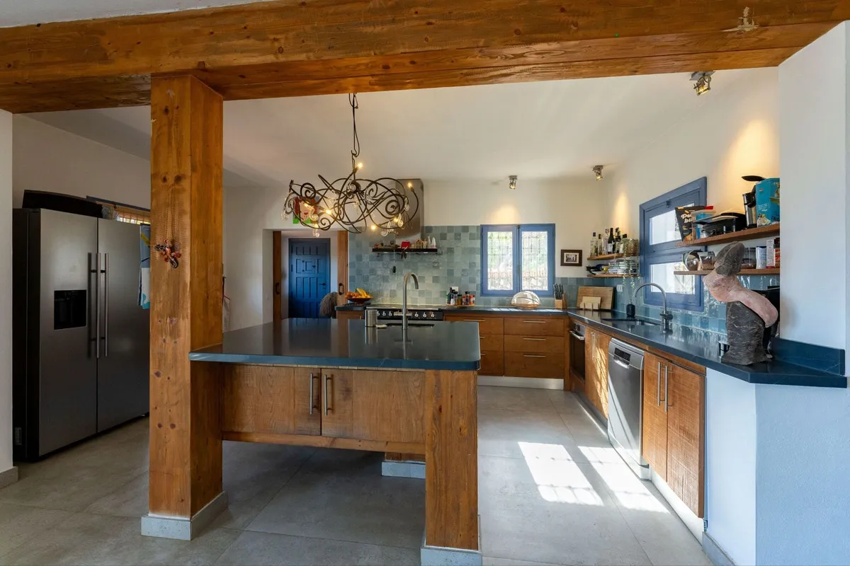 c91018bb-7cfd-4dc9-98b1-65790d9fb4f7