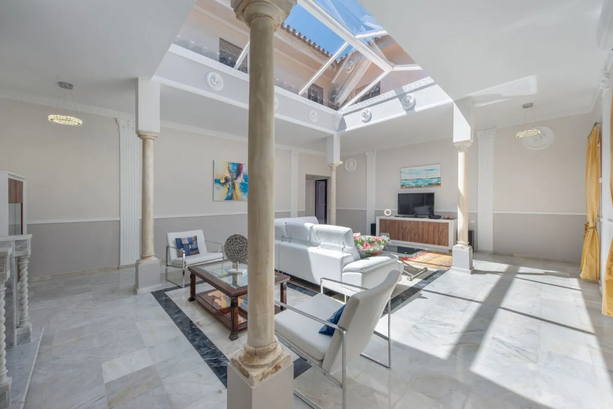 360f6efd-1f68-4ab1-b086-228977e5f22a