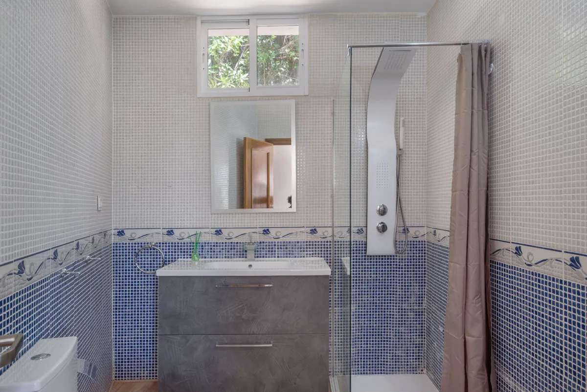 b3efcb8a-f9bd-415f-b65b-37e3ad675f25