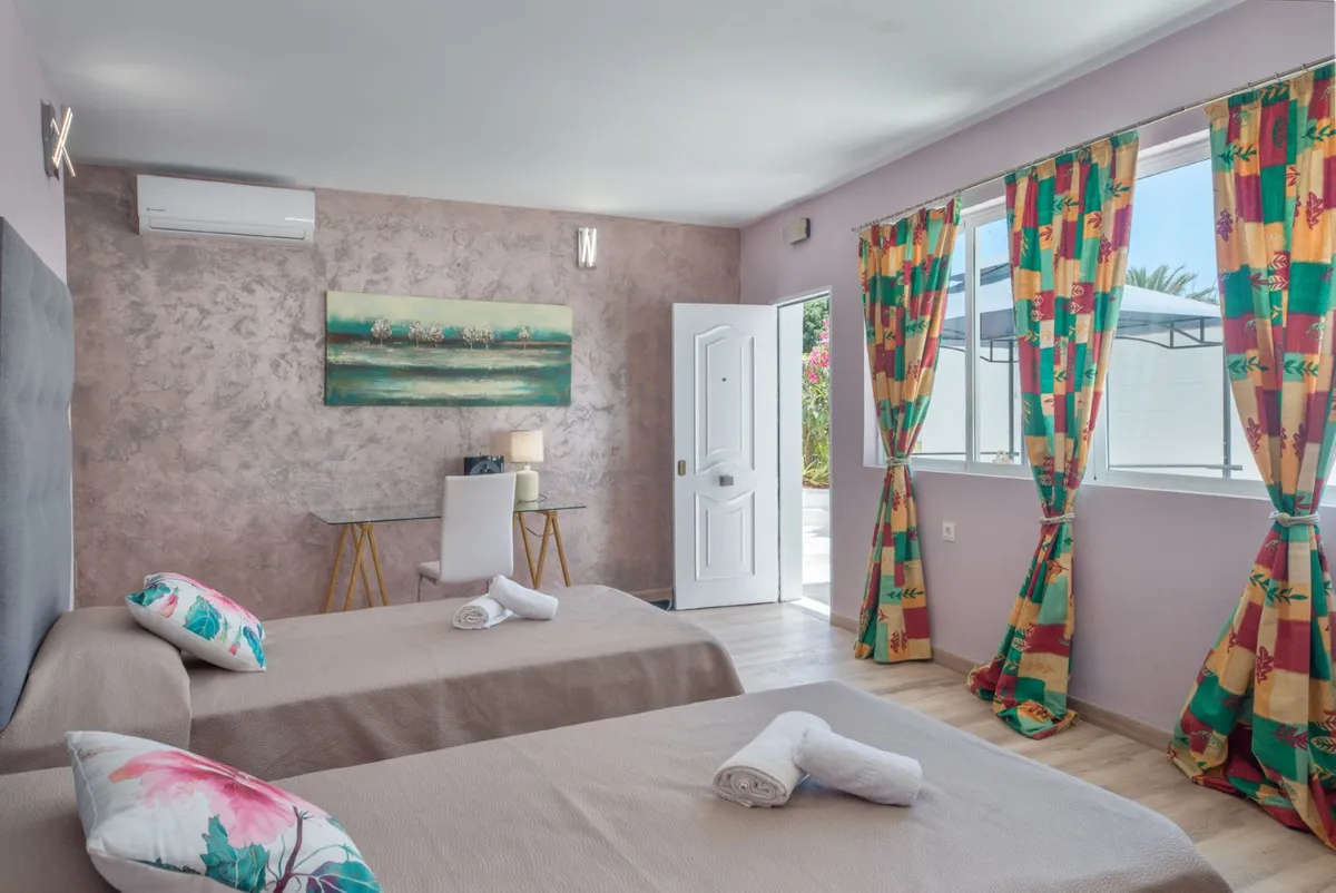 cbb435c4-594f-478d-b0ab-b58a994126ce