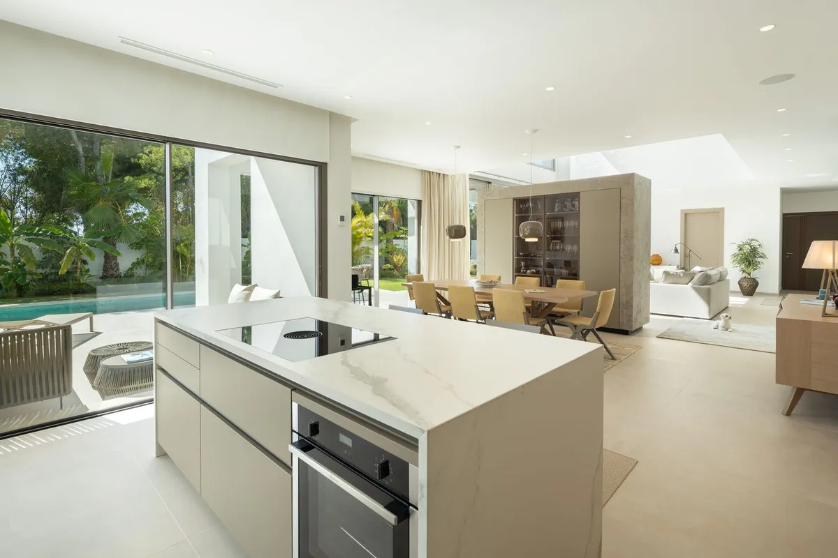 41e9e465-0f74-4775-99f8-e426ca422654