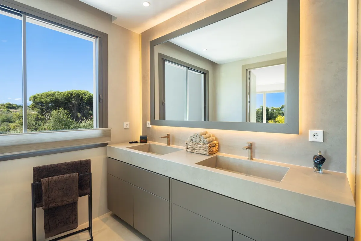 6f4f10a2-9988-43a2-9bce-aac85666634f