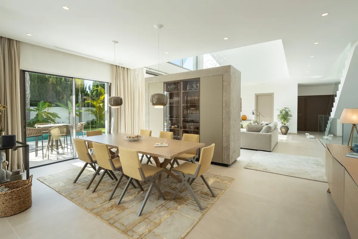 a9873d0e-634b-4b06-b5bc-8276cb69018d