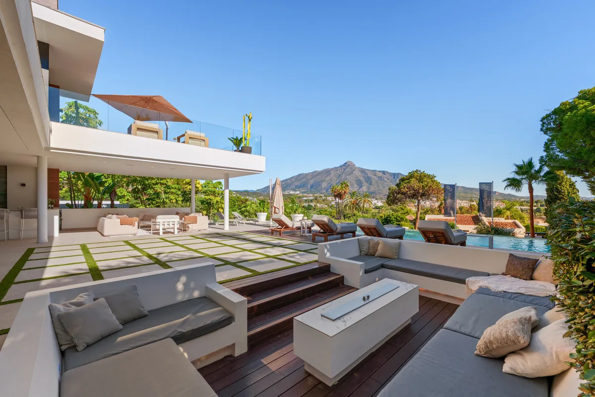 e8fdd861-59fe-4f0c-86fa-0e11d221b2c5