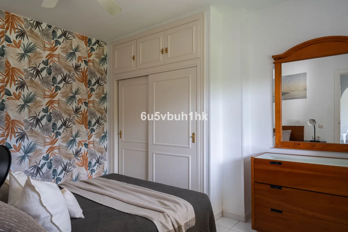 d5db1596-3fb8-4703-9d20-7ec474bedcc0