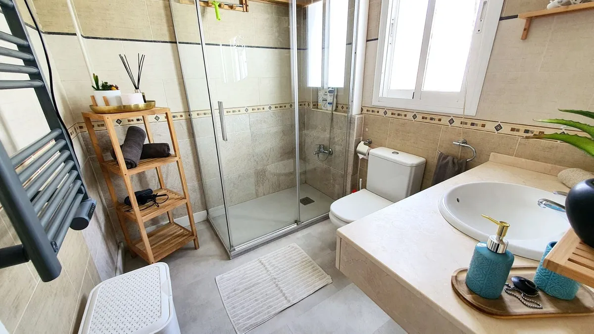 ed240235-5aac-4834-93c9-f56d1237570f