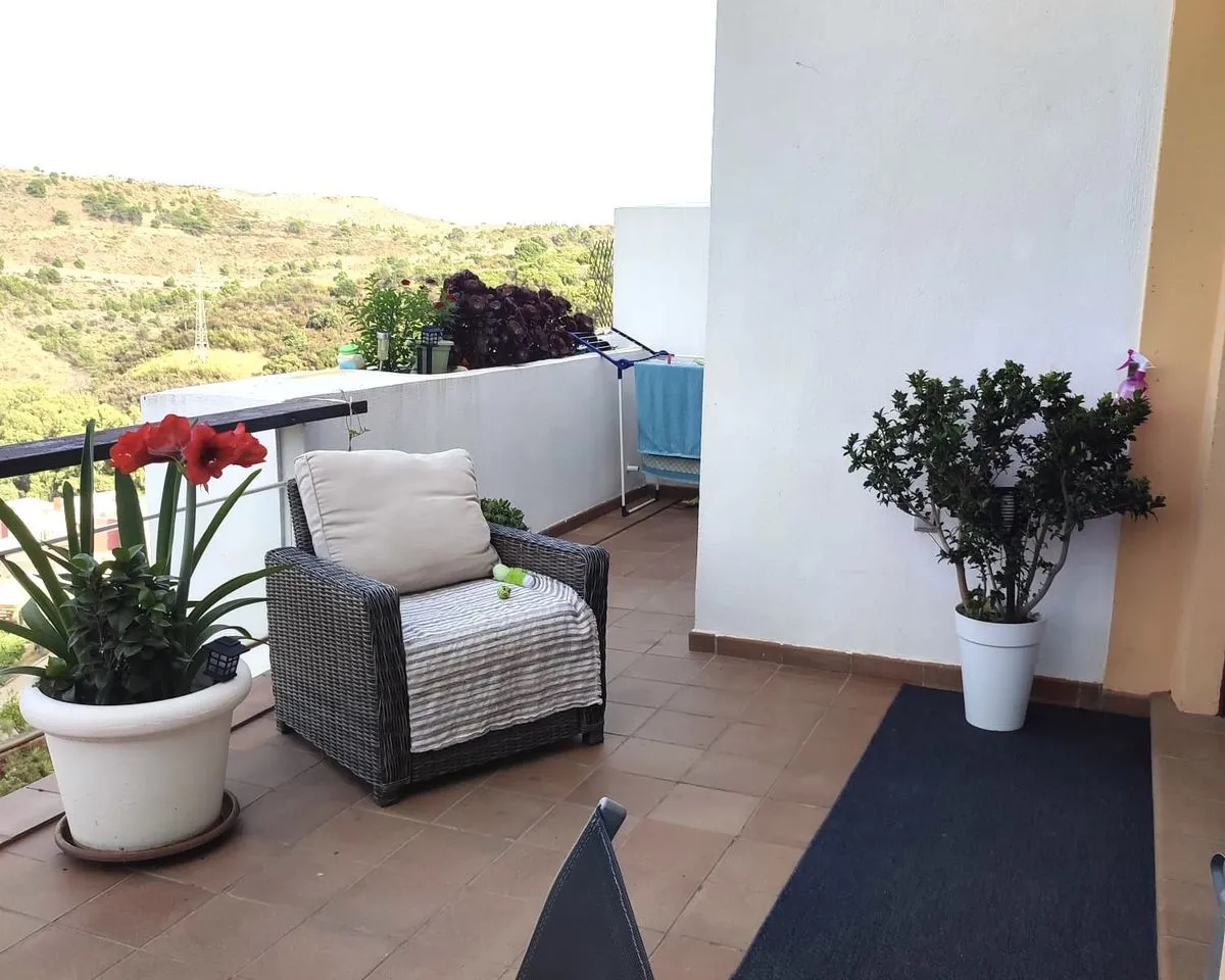 fc1aa335-2839-498b-8ff5-a1141e7b7349