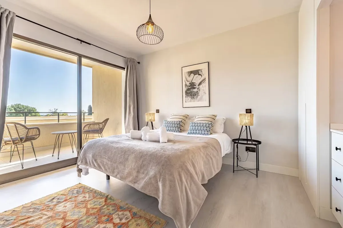 2f0e5b19-fa75-4c55-a754-87e65e55caa3