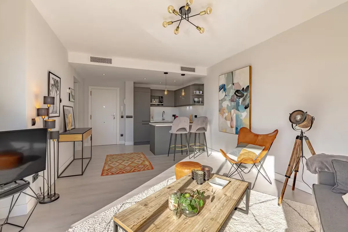 b91ee7cd-e044-4828-b9ac-06e680c00a73