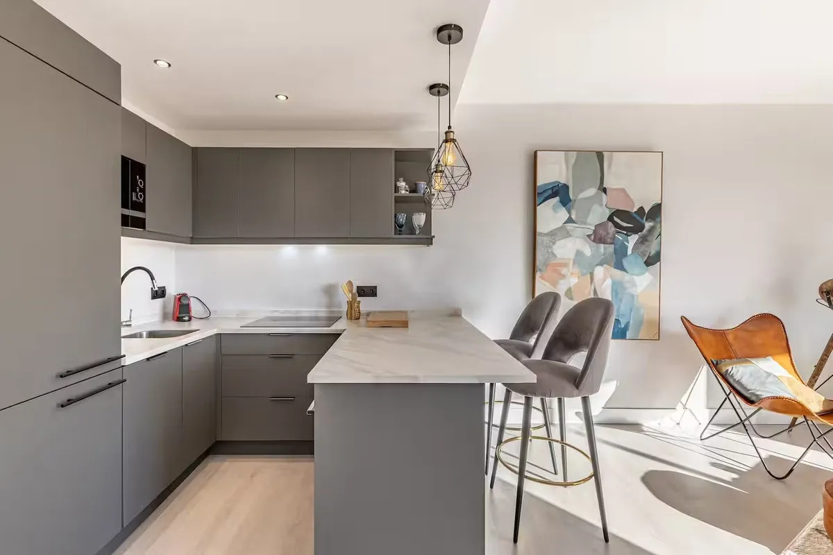 ee9cf3da-1547-472d-8093-dab8d4f5ccfd