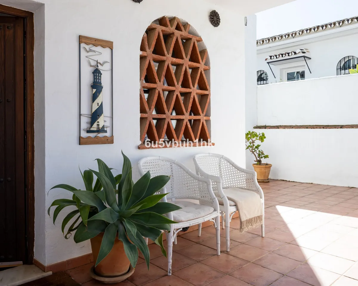 2ed55002-dfa1-4136-80dc-c18b4af27122