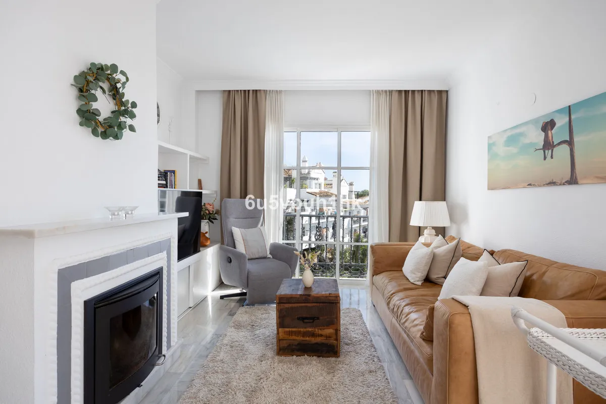 9ac6f5f9-a8fb-4af7-a9aa-0446d719a4d3