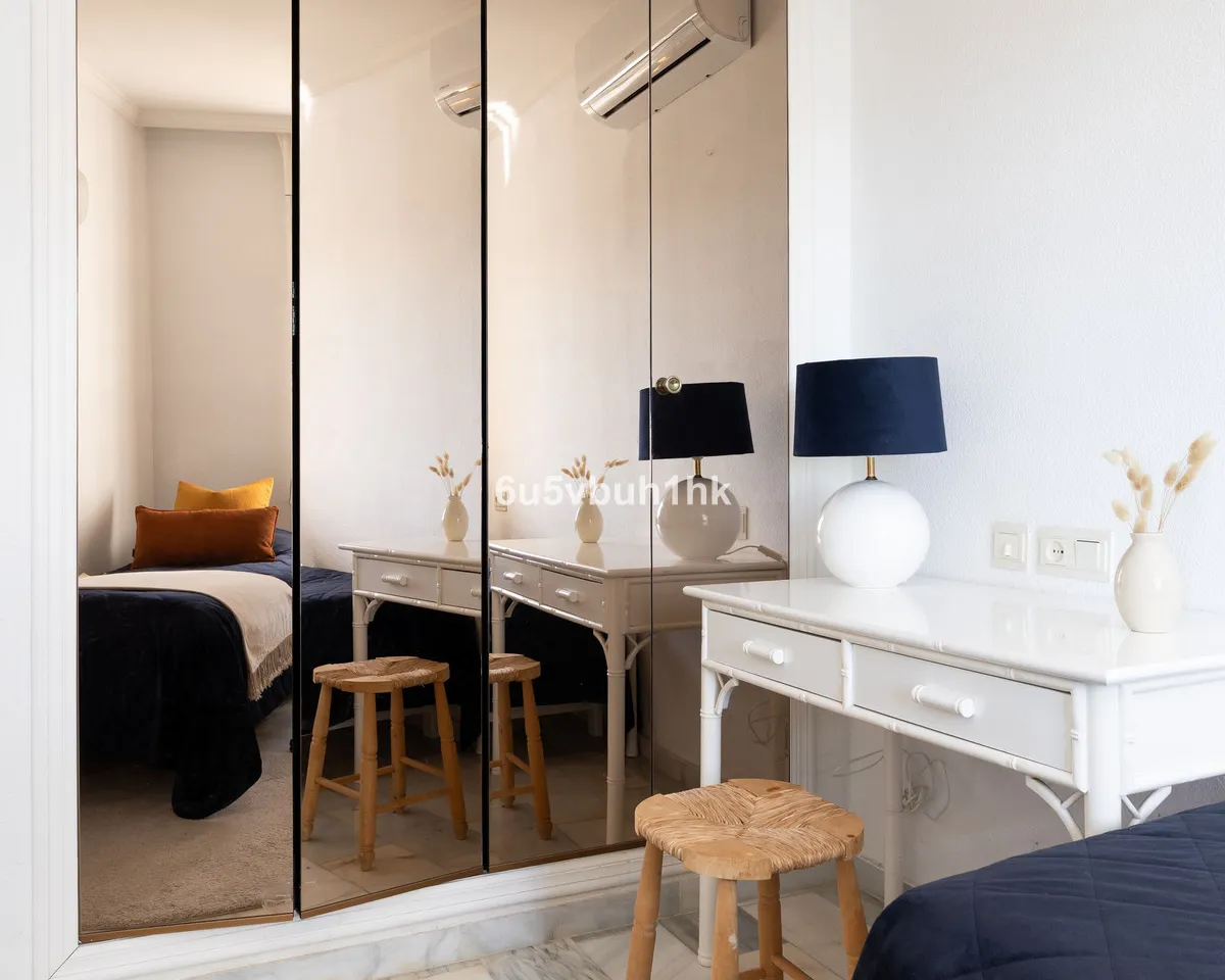 c074612e-c0f3-4ef3-b26e-7a7b62b4d450