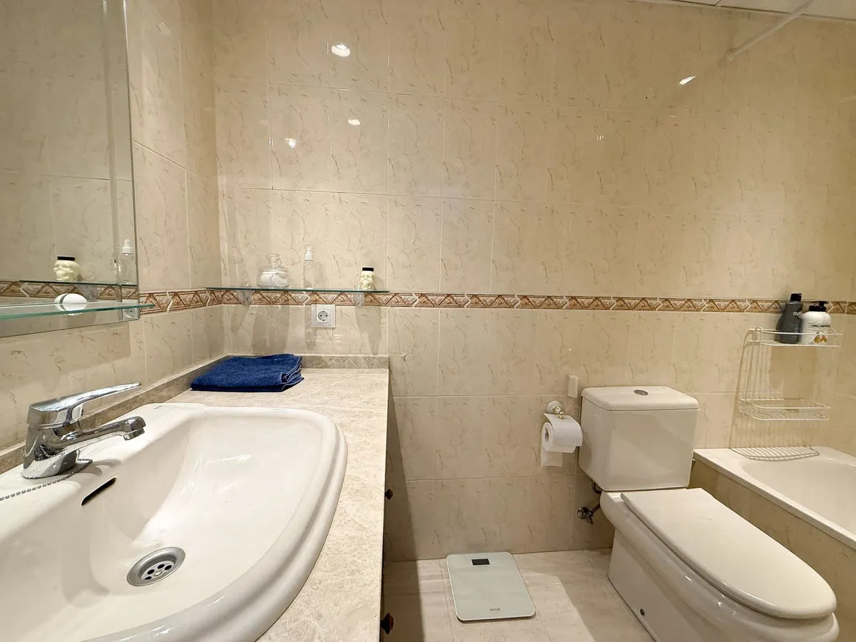 21aa04ec-c1bd-4779-9ce2-5720a77f7252