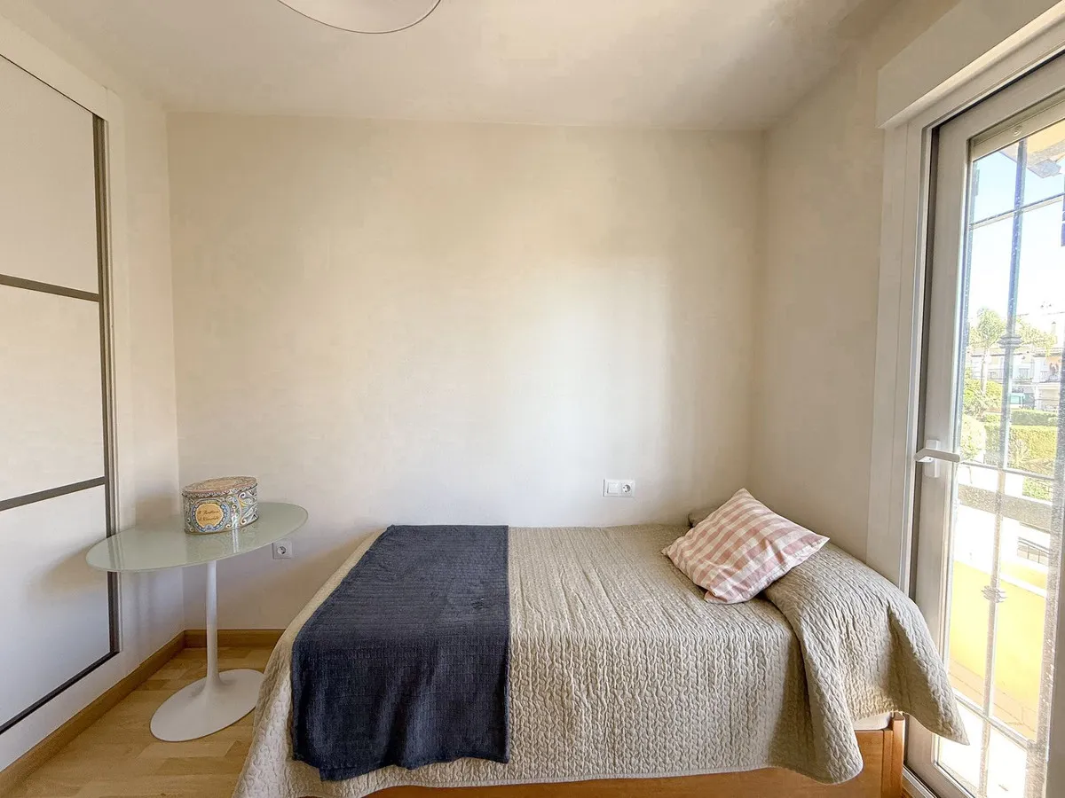 6e622077-2436-4fc0-8739-ba00a872c3a5