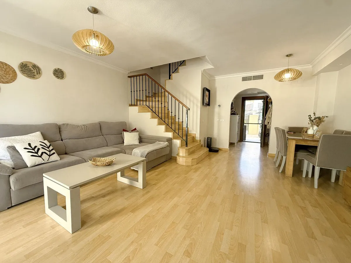 b04a5b2a-ebce-403a-a234-095ffdc116c7