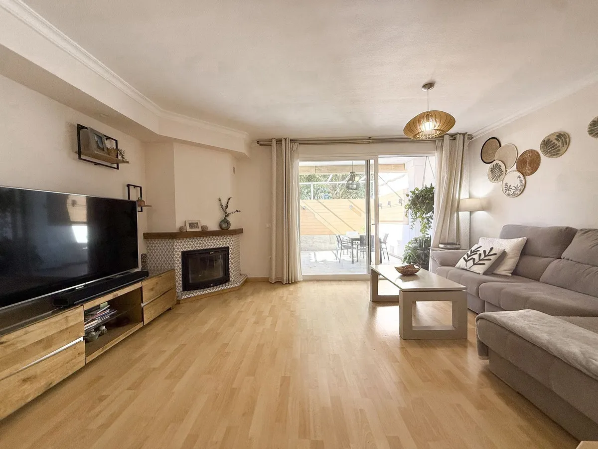 dbe49431-271e-4229-8518-3253fc0b5339