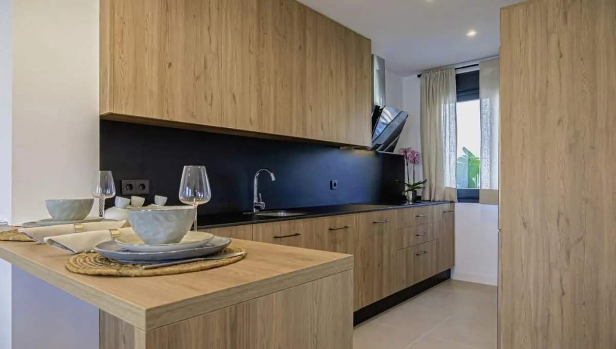 ad5d37bf-dc96-4d8e-9cbe-29dc21183b54