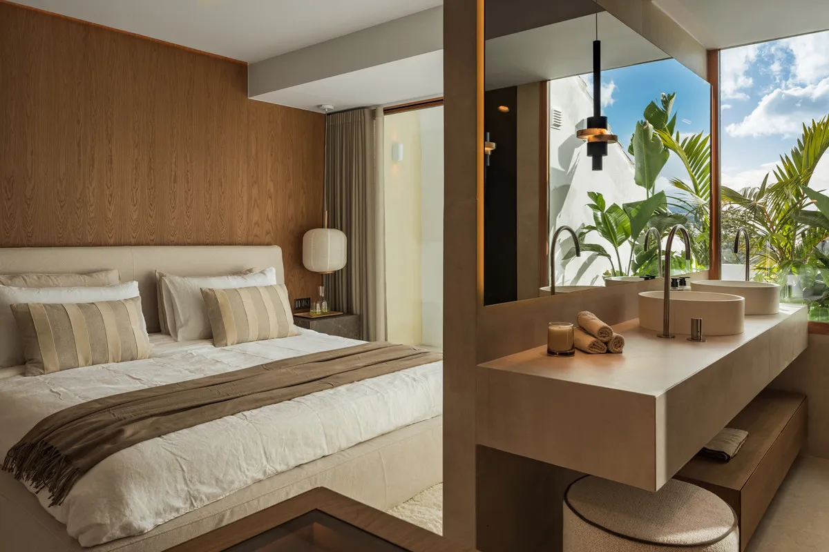 b118ba50-f900-4dc6-919c-83e5b4b86e3e