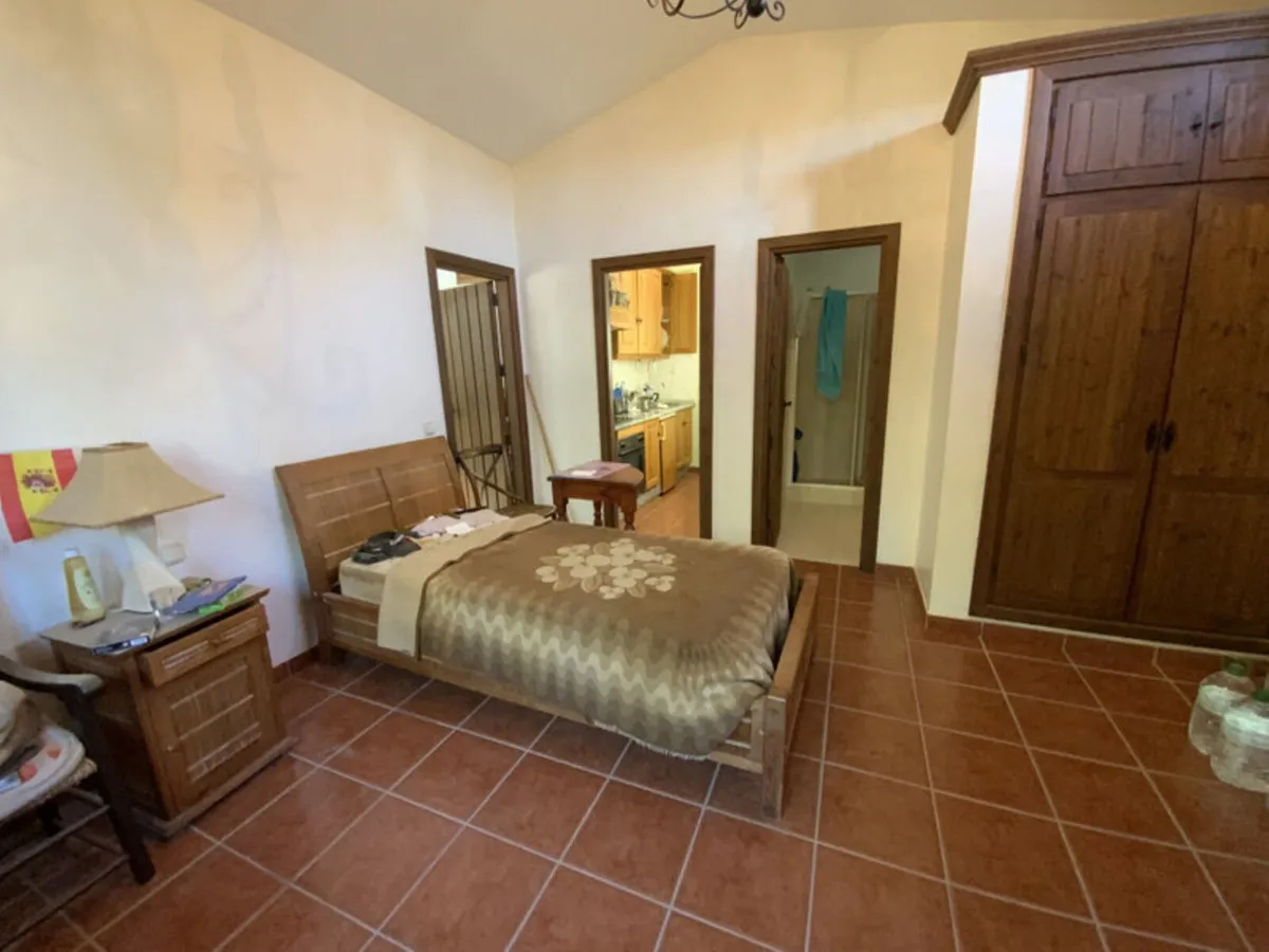 c2665da2-bb89-4ef3-a01d-df7216388560