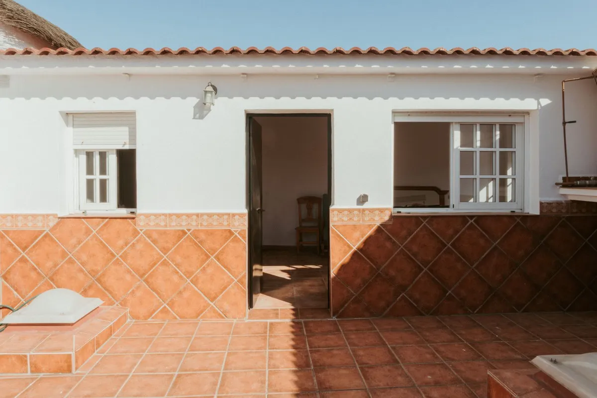 dde7f9d5-8e28-48a7-840c-022024552532