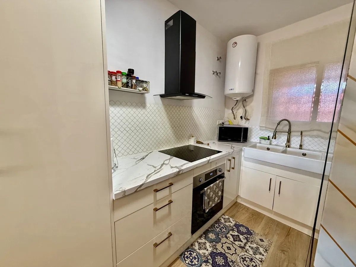 0234b9be-f359-4afb-adce-57778b60a8b9