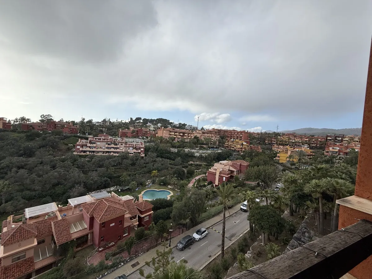 06a79a22-75ad-476e-b8f0-5eb58d8e8242