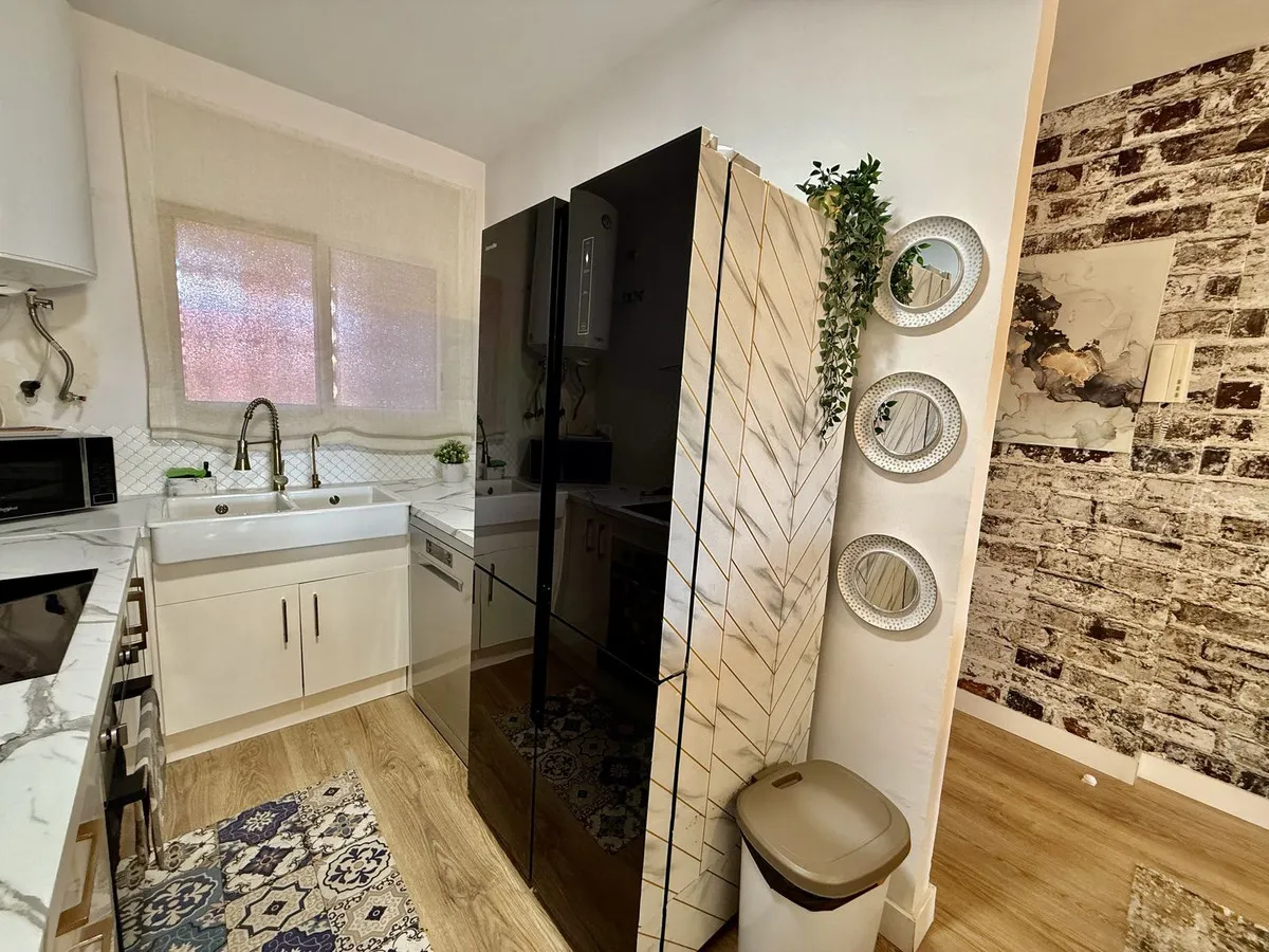 5f3cbca8-f8a4-40d9-aafd-e33ecf93f9a2