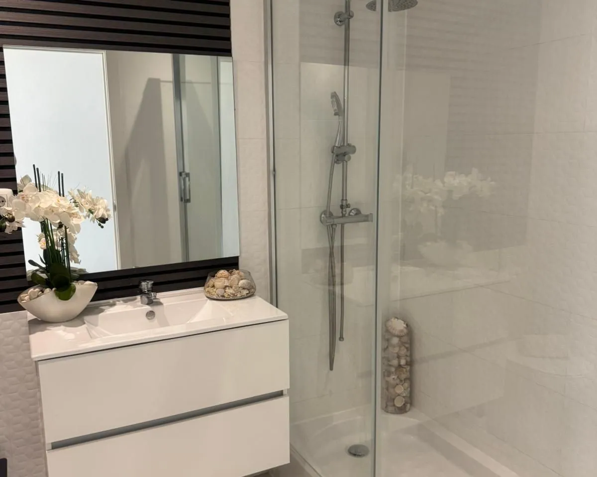 3a9d738d-9316-4e09-93cb-141324ffb00a