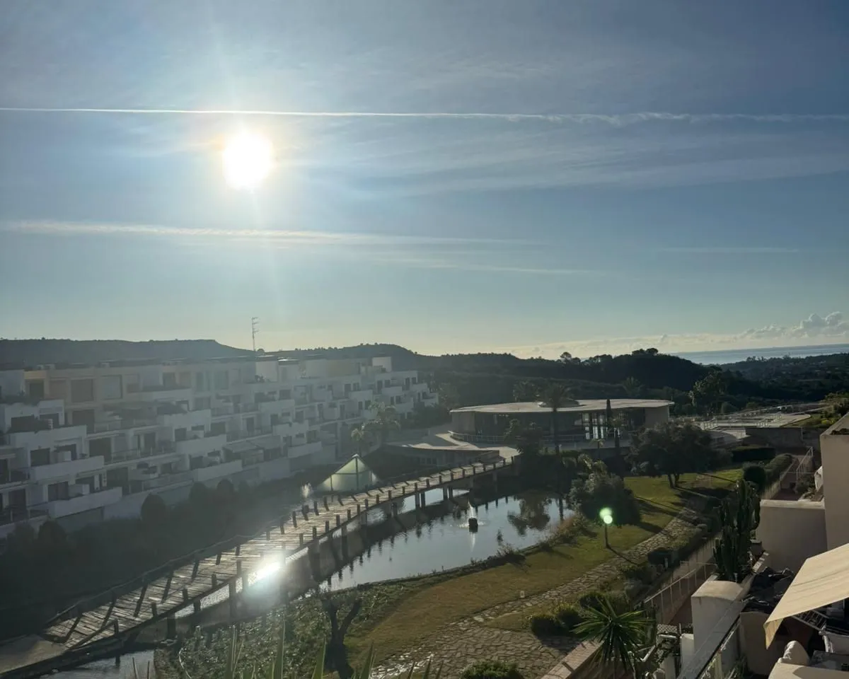 81a75acf-43fb-40b3-8411-ccf6324fcda4