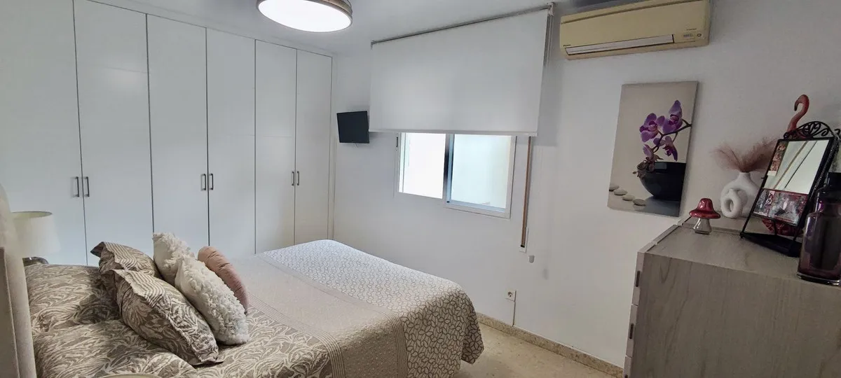 2c8733e0-b782-4896-8ddb-40287008555a