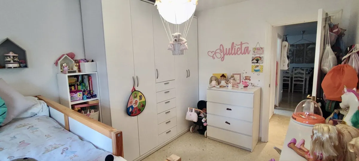 b63965d9-466d-492c-9ed2-b40506cf128f