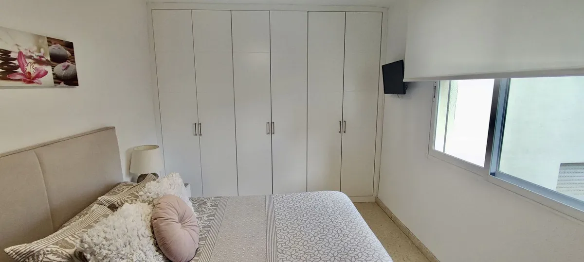 b65f097c-d4b9-451e-8290-89520edbbf1c