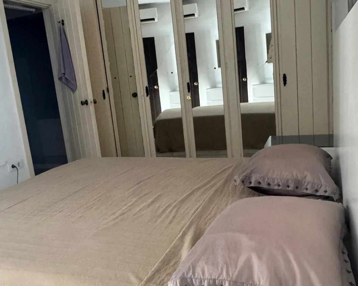 242717e4-e225-4a2a-bcaf-b6119a24d820