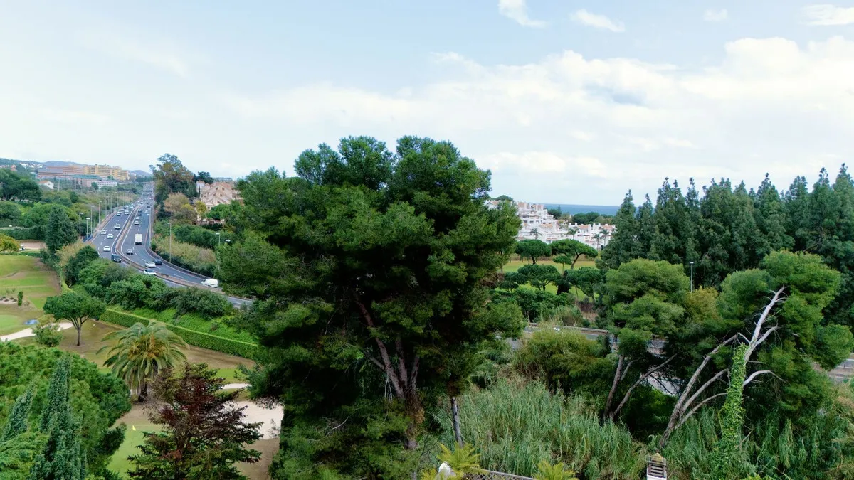 422fdf84-1e04-46ad-a490-a5f9226f2a1e