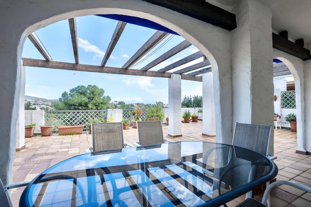 5d998fbe-a5c9-4cda-8f66-877244d4911a