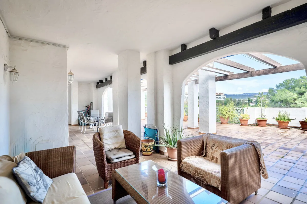 7c652f03-1a56-4ec3-a7a3-ea9325ba1554