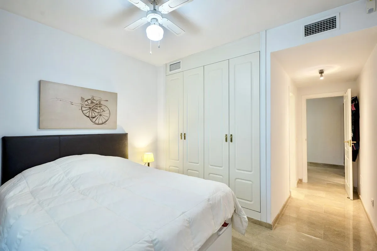 d96f4d0c-44e9-4c94-a6e0-16e967b97e64