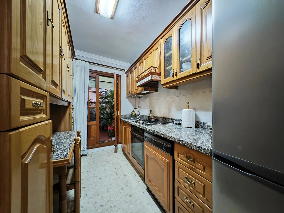 1d08e5f6-4c29-4b0a-b630-f34b864e5324