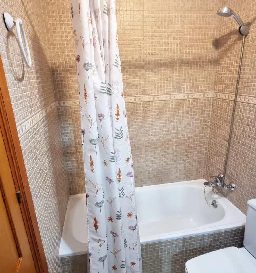 ce5aad2b-5034-4866-b7b5-52d24feebaa4