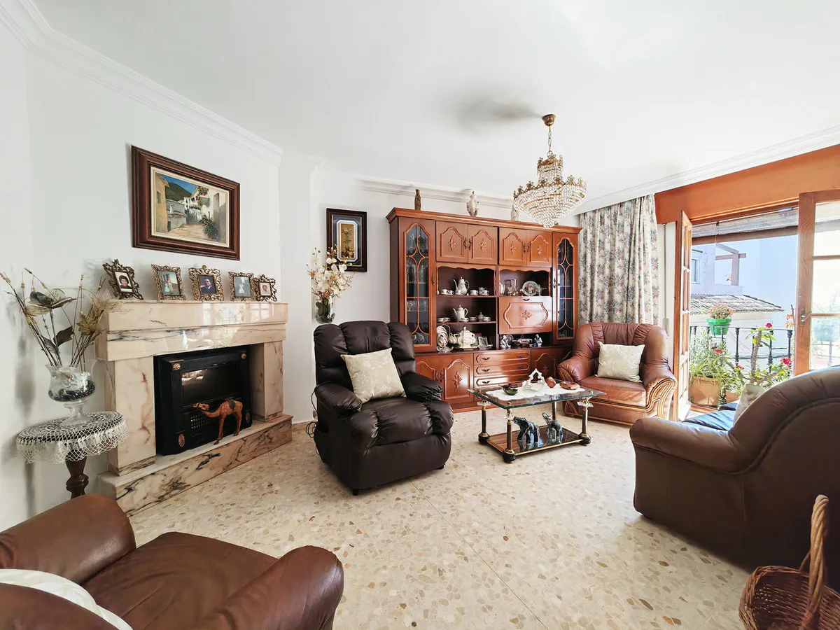 d6326bd9-4a0a-4481-89b5-52df5cb1824b