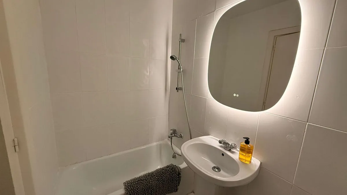 f1a71856-82f2-4653-a1aa-8a9eaafbbbc5