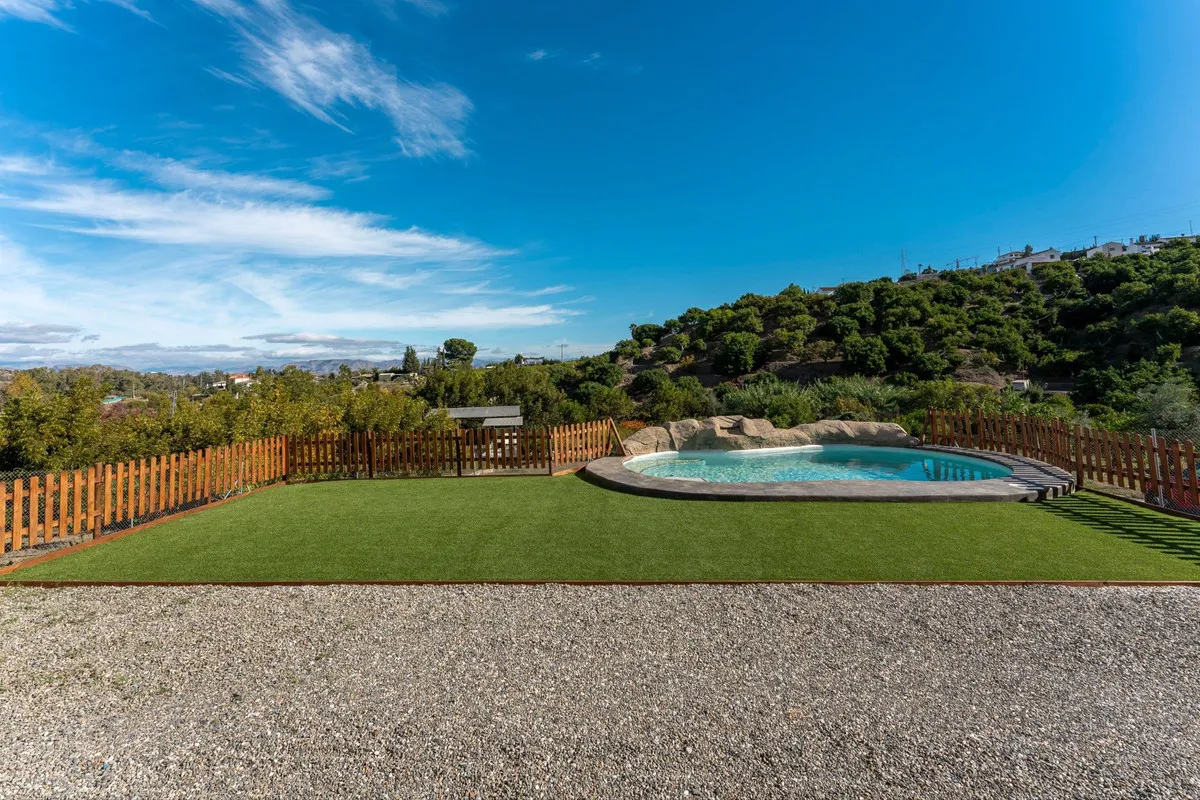 3026f8e6-9d09-418d-b5a3-e6ff83f7f8d3