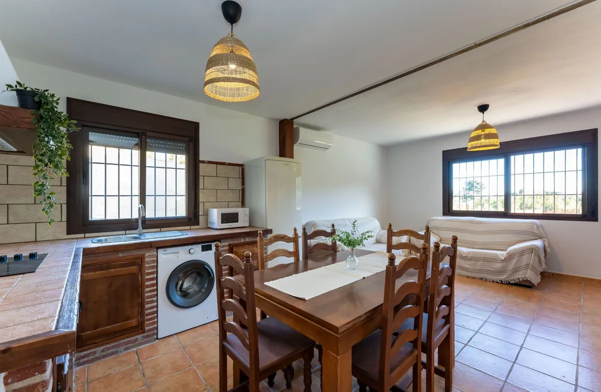 4828aec0-1329-46a8-9b9a-3332a1b535f5