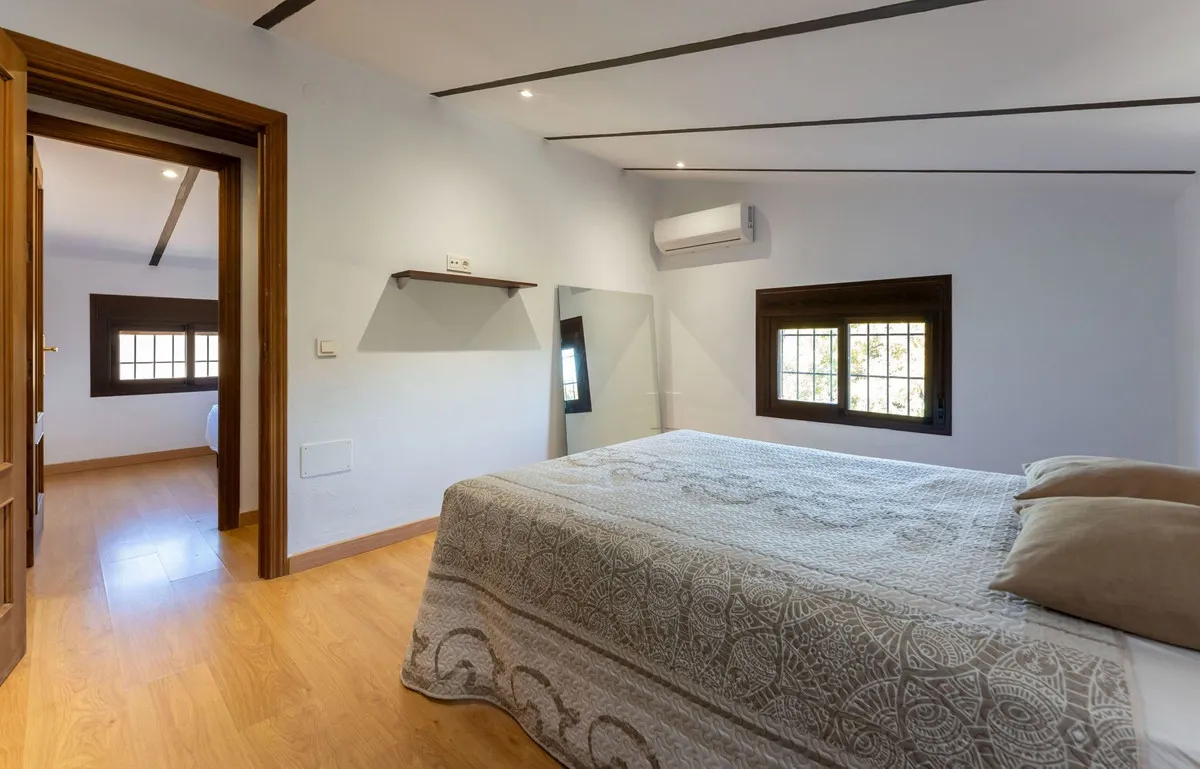 83056861-5aa9-4e14-8e75-e5fe2ad1bae6