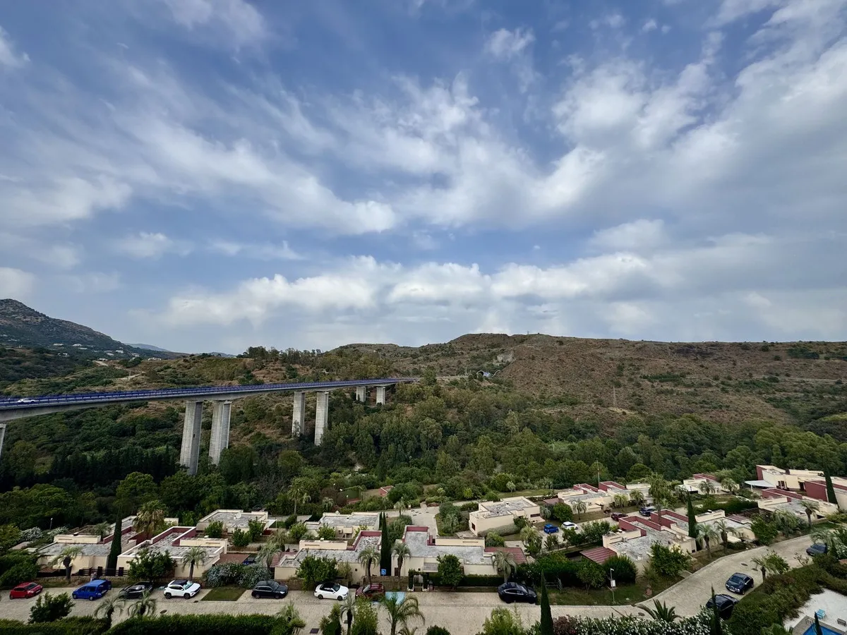 5b2af059-636c-46a4-b3ce-662f2ca63bf5