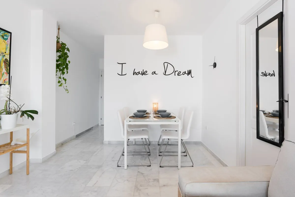 75f9d398-1e55-475c-bc0c-f7089c7f168d