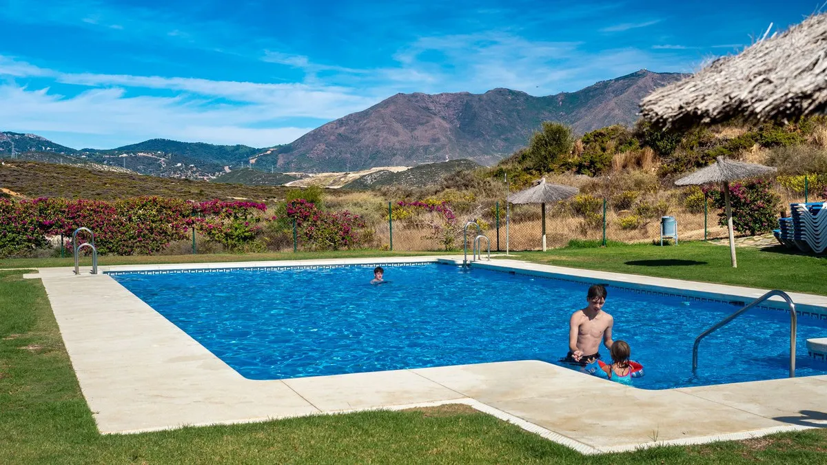 ee9fef6e-78d4-416d-8e71-3f8c4c4ec51c