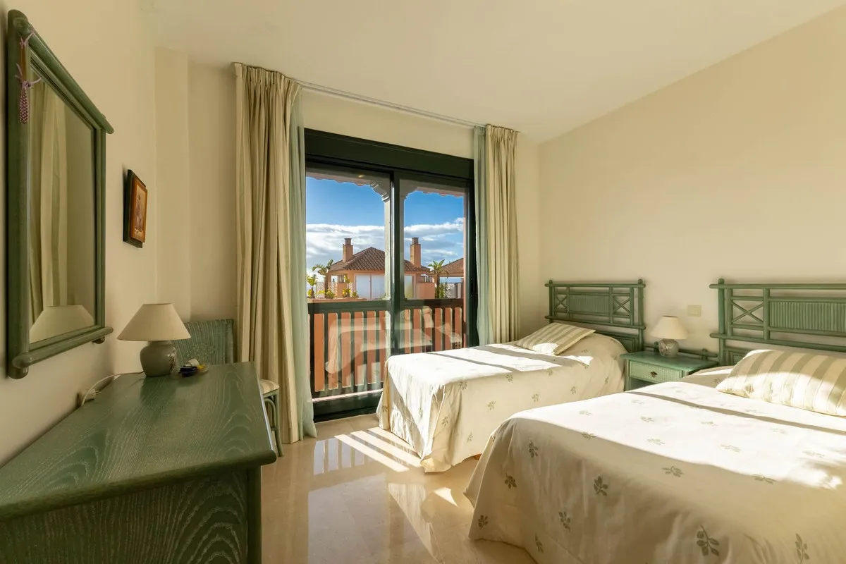 1edf7167-b50b-4527-9f3c-05bb613f29fa